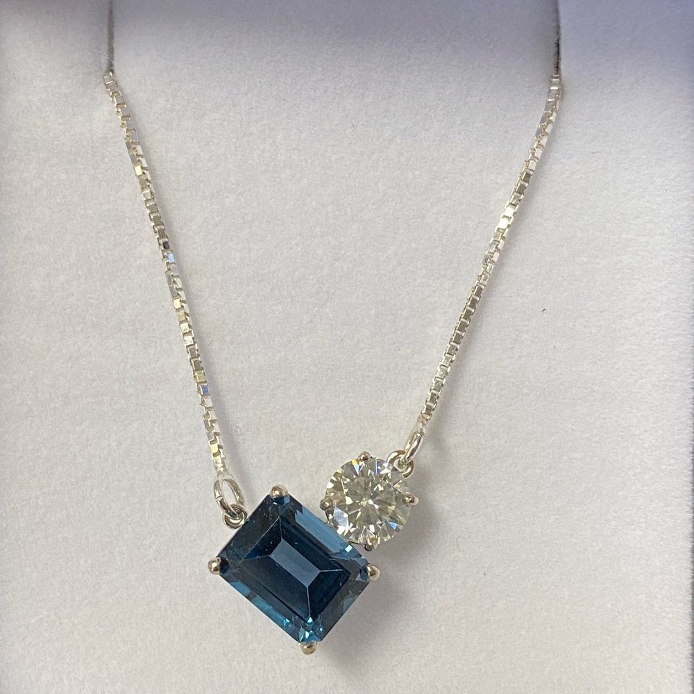 Elegant London Blue Topaz and Moissanite Sterling Silver Necklace- ONE OF A KIND - Picture 1 of 5